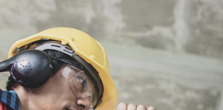 8 Tips for Safely Operating Battery-Powered Tools