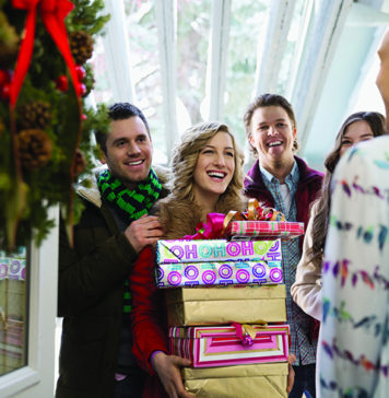 Spruce Up Your Guestroom for the Holidays